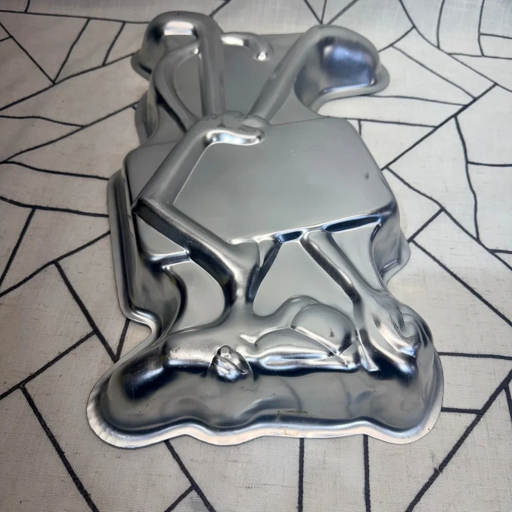 Wilton Pink Panther Cake Pan 17.5